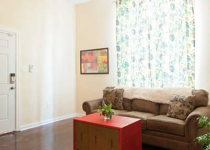 Sweet Home In Cherokee Arts District